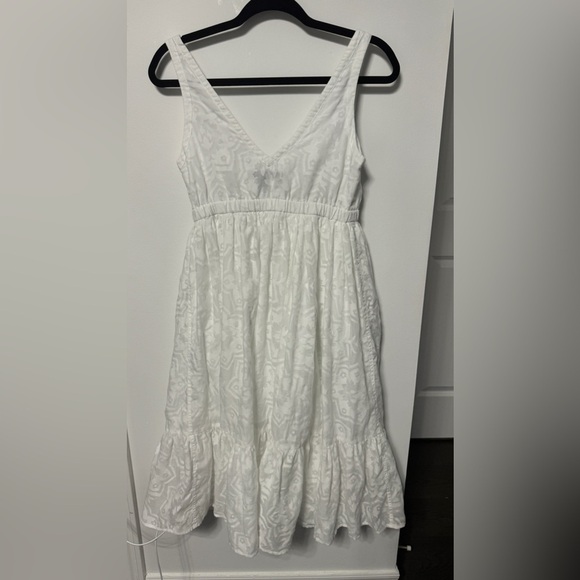 French Connection White V-Neck A-Line Dress /Size 6 - Picture 7 of 7